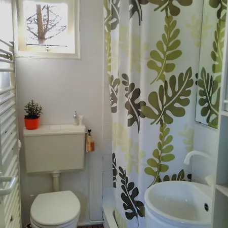 Knus In Het Bos בית נופש ביקברחן